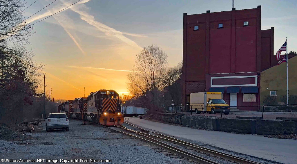 WE 7015 brings the train out of Rock Cut Siding.